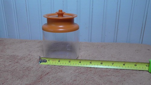 Vintage Tupperware Clear Acrylic 2.25 Cup Storage Canister with Orange Lid - Picture 6 of 7