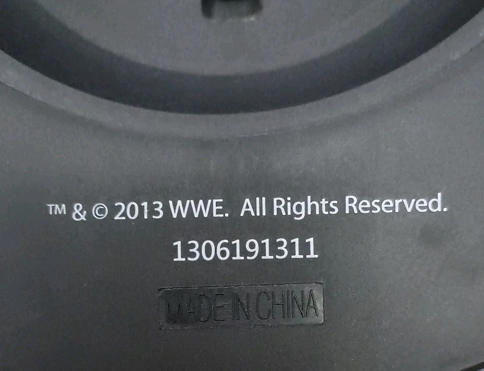 Reloj despertador clásico WWE John Cena Wrestling Collectors 2013 probado y funcionando  Foto 4 de 4