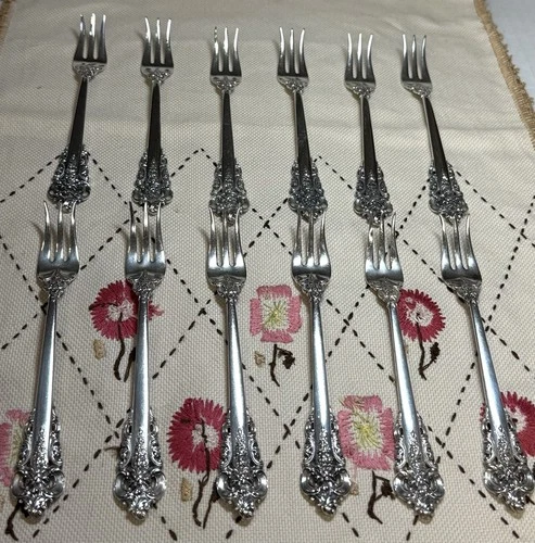 Wallace Grande Baroque Sterling Silver Seafood/Oyster  Forks Lot Of 12 No Mono