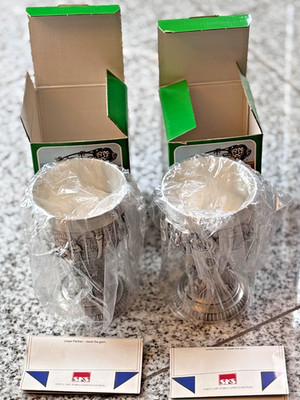 Weinrömer ''Weinlese'' - Artina (Zinn 95%)   - in OVP   Set mit 2 Stück.