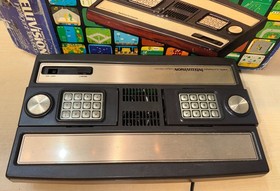 Intellivision Game Console 2609A For Parts Or Repair with Box            KL