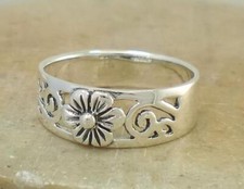 PRETTY .925 STERLING SILVER PLUMERIA FLOWER RING size 10 style r1685