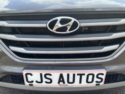 2016 Hyundai TUCSON CRDI SE NAV Estate Diesel Automatic - Picture 5 of 20