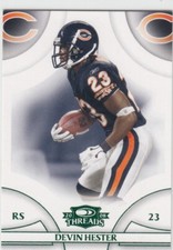 2008 Devin Hester Threads RETAIL GREEN Parallel /200 - #121 Chicago Bears