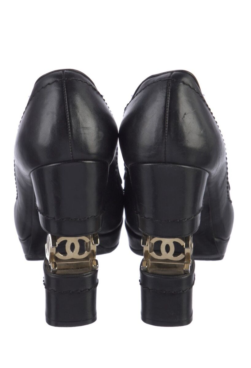 Iconic Chanel Split Heel CC Charm Logo black leather Block Iconic Chanel Split Heel CC Charm Logo black leather Block