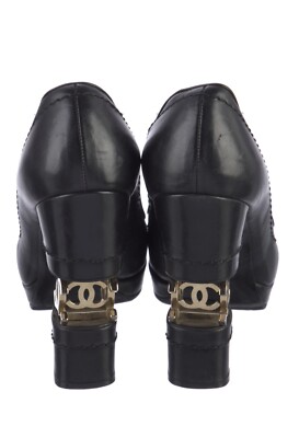 シャネル ハイヒール ブラック Iconic Chanel Split Heel CC Charm Logo black leather Block