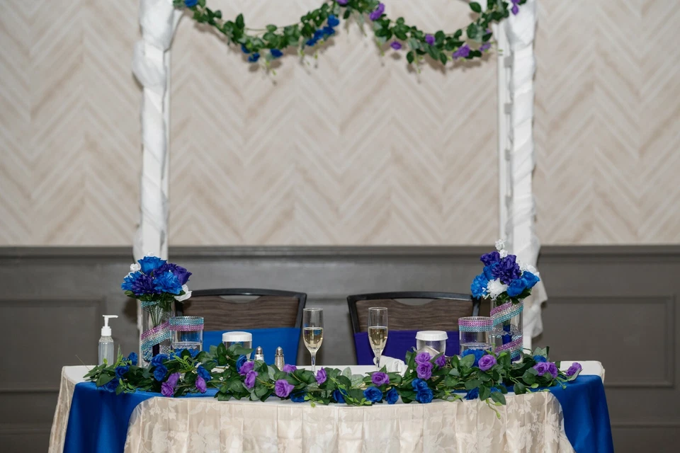 6 FT Purple Rose Chain Garland UV Protected Artificial Flower Lot 2 - Image 4 of 4