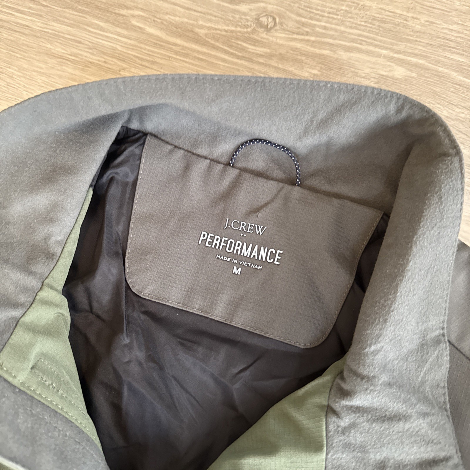 J. Crew Colorblock Performance Jacket Medium Full… - image 3