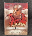 2005 SKYBOX AUTOGRAPHICS ANTOINE WALKER #32. HAWKS