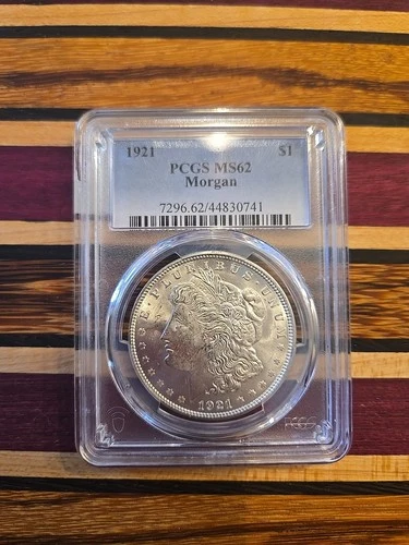 1921 Morgan Silver Dollar $1 NGC MS 62 Philadelphia KM#110 0.900 Fine
