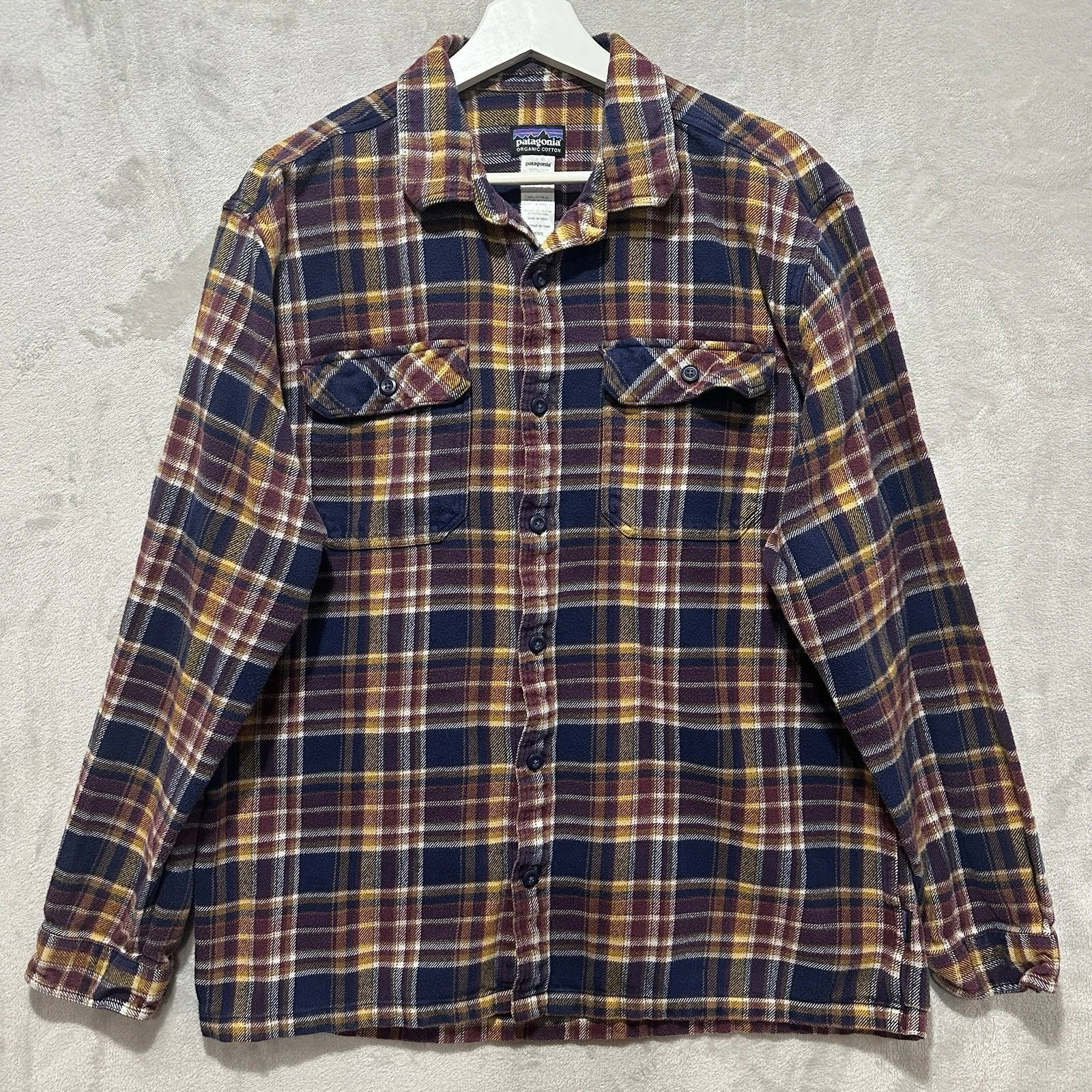 Patagonia Fjord Flannel Shirt Men's L Plaid 100% Organic Cotton LS Button Up