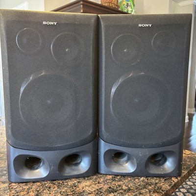 Two Sony SS-D555 Speakers - Includes Speaker Wire - Tested Works Great