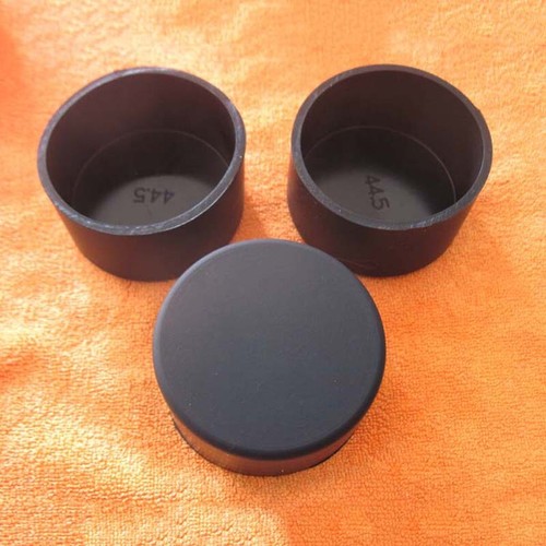 Tappi copri estremità in gomma siliconica tondi neri Ø32,5 mm~78,5 mm per tubo - Foto 1 di 5