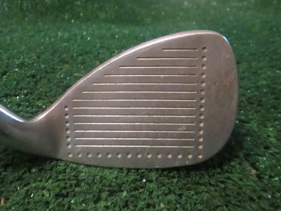 Golf Vintage Left Handed Powerbilt TPS 7 iron All Original w/ PowerBilt Grip - Image 2 of 4