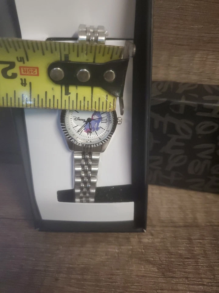 Reloj pulsera clásico de metal Disney para mujer adulto  Foto 4 de 4