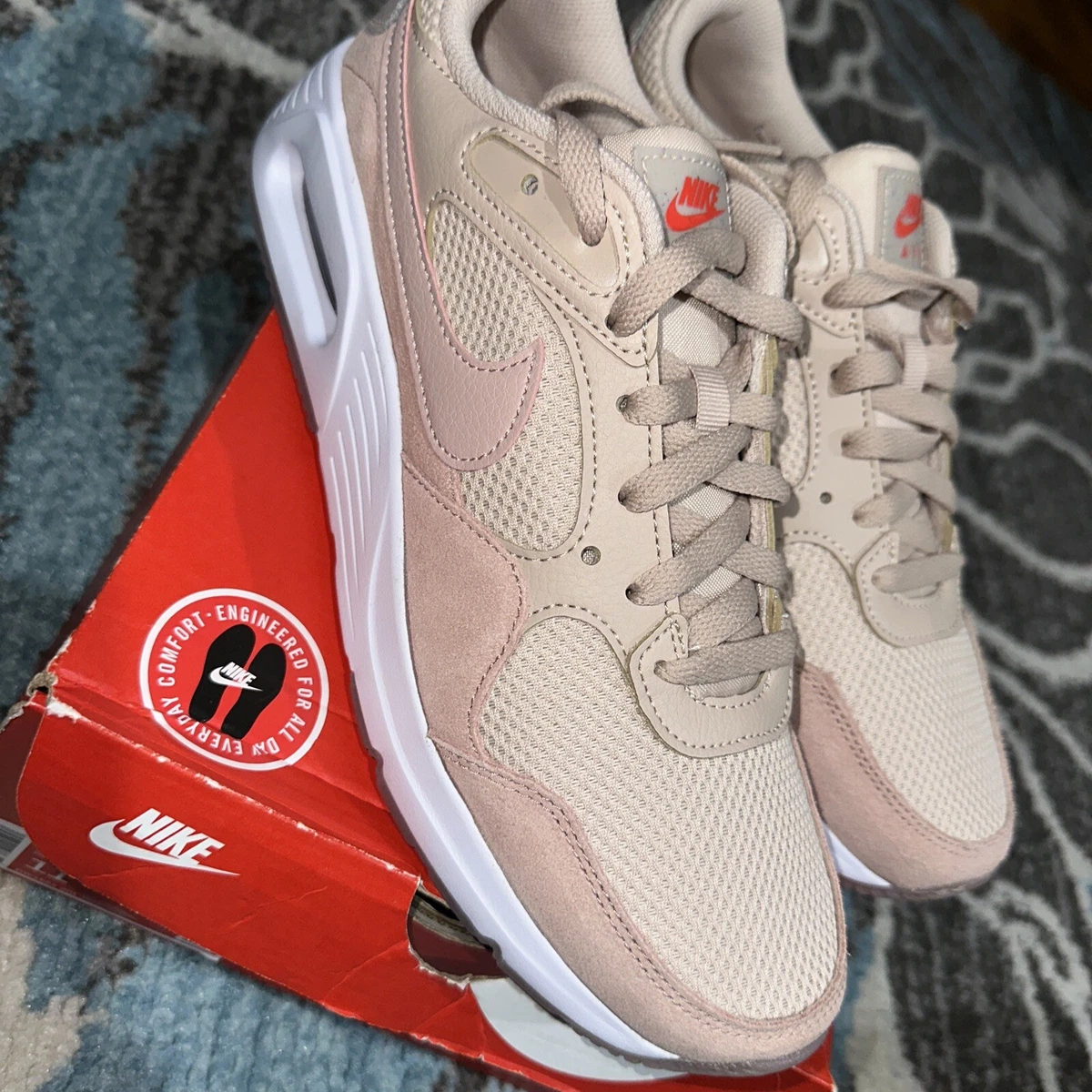 Wmns nike air max nostalgic discount