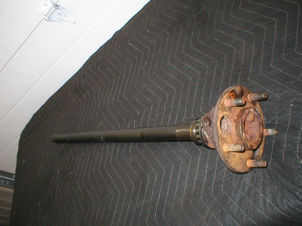 Nine 9 pernos trasero Borg Warner 1985-89 frenos de disco eje lateral del pasajero eje derecho Foto 2 de 4