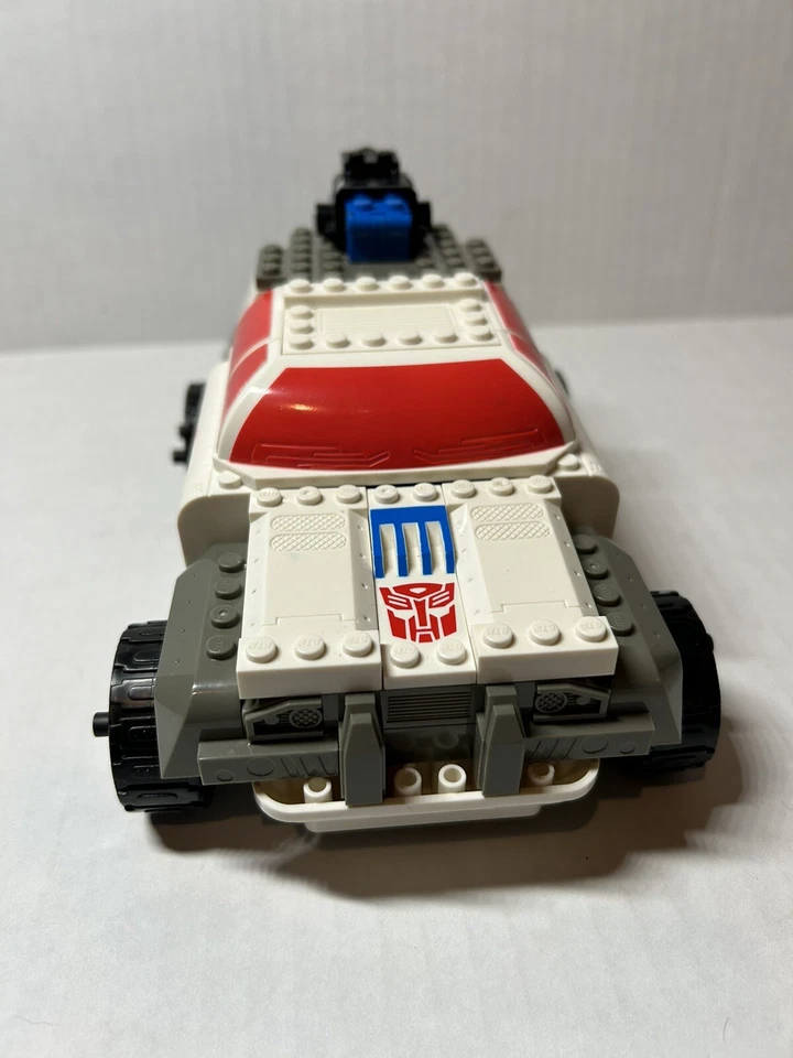 Transformers Armada Red Alert INCOMPLETE 7057 BTR Built To Rule! - Image 2 of 4