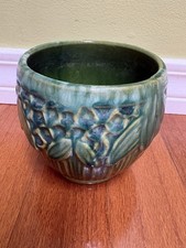 BRUSH MCCOY POTTERY BLENED GREENS LEAVES JARDINIERE