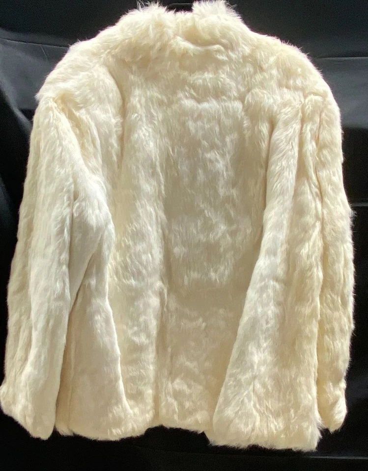 Женское белое атласное пальто с подкладкой из натурального меха Bryant Park размер 48 - Изображение 2 из 4