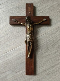 Holz Kreuz Wandkreuz Kruzifix zum Aufhängen Christentum Messing alt 26 5 cm