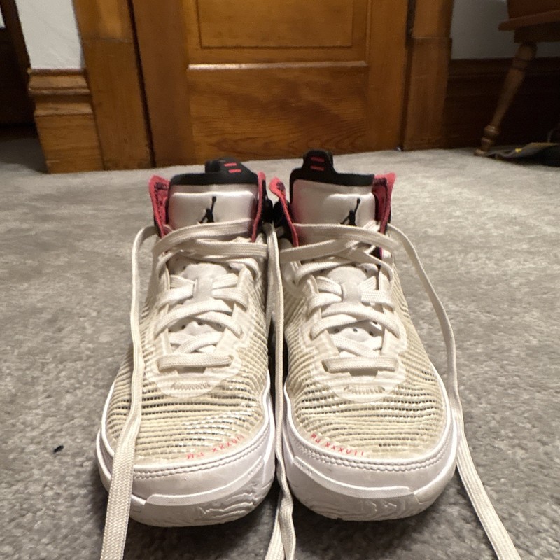 Jordan Air Jordan XXXV GS Youth Basketball Mid-Top Sneakers White/Black/Red 7Y
