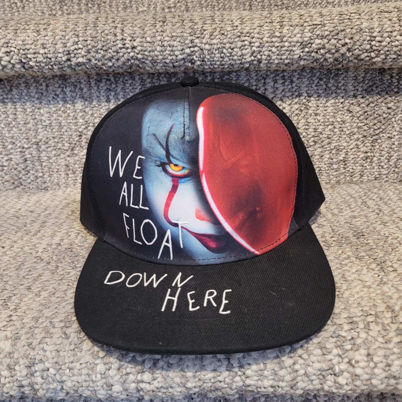 PENNYWISE We All Float Down Here Snap Back Hat IT… - image 1