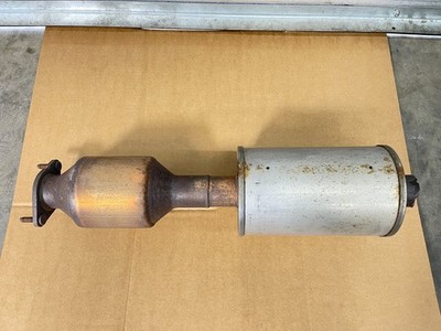 2013-2016 Lincoln MKZ Hybrid 2.0L Front Exhaust Resonator Muffler Pipe OEM