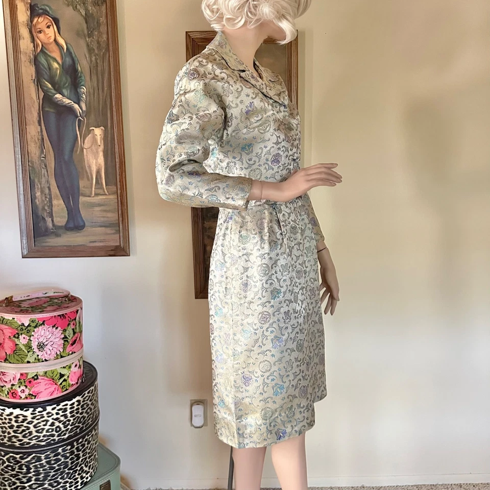 Vintage 1950s Ice Blue & Gold Brocade Holiday Cocktail Wiggle Dress Jacket Set M - Image 3 of 4