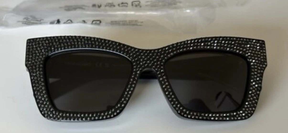 Ferragamo — Ferragamo Suns Stones SF2045SR New in Box Black
