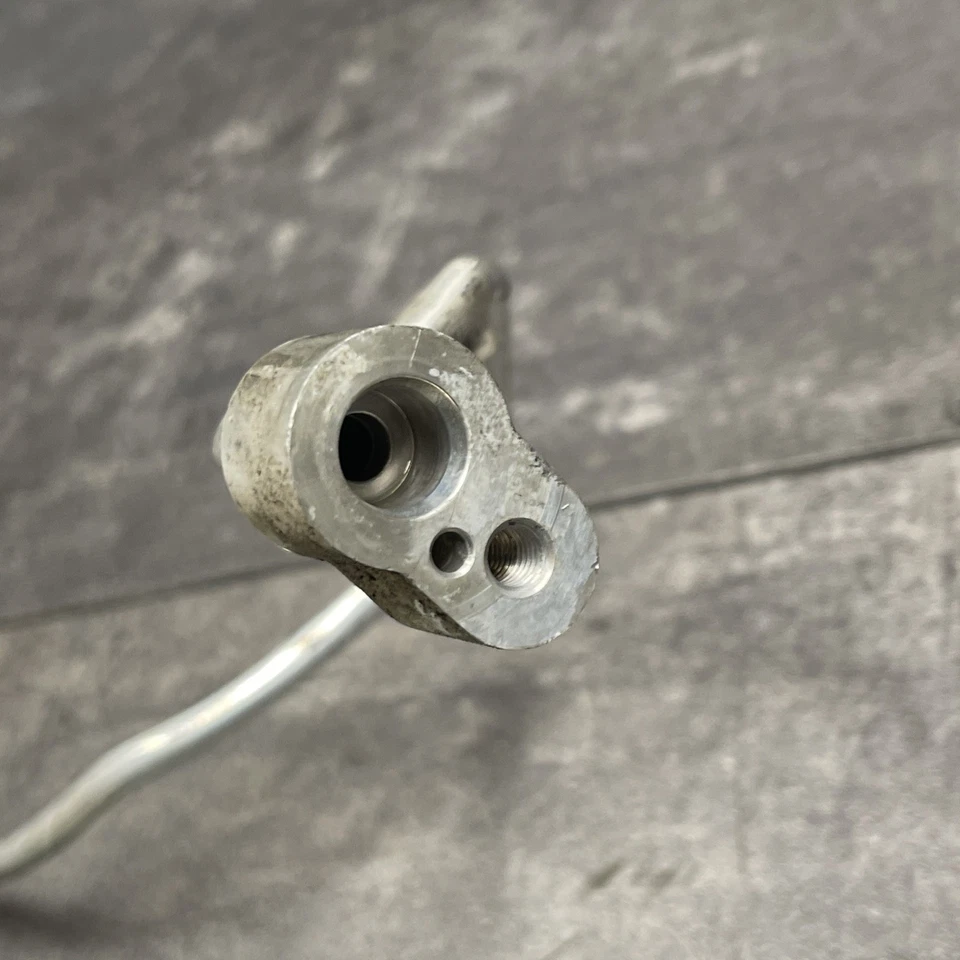 Juego de línea de condensador de aire acondicionado OEM 2015-2019 PORSCHE MACAN 95B260367C Foto 4 de 4