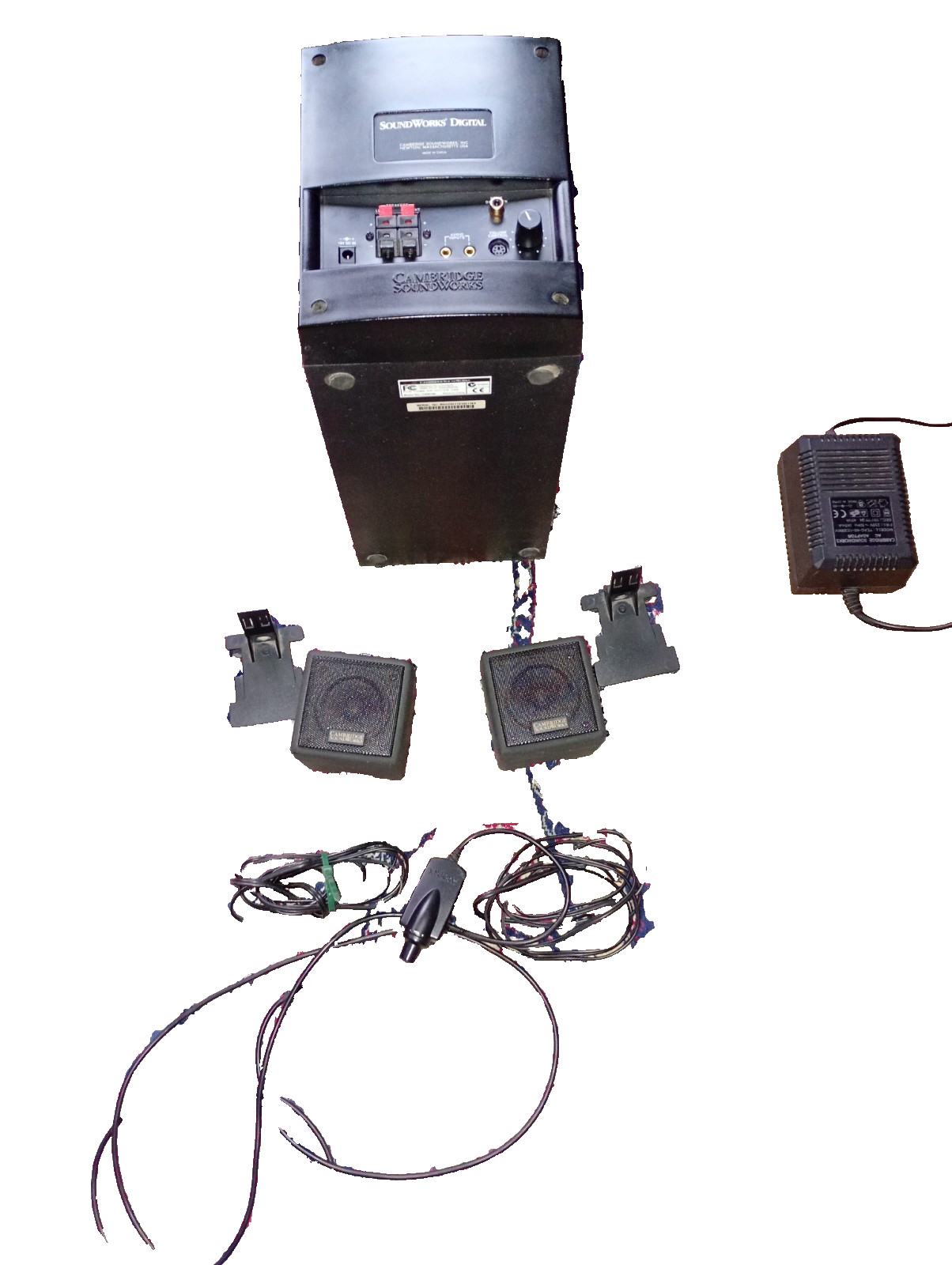 Cambridge Sound Works Digital 2.1 Vintage Retro Gaming Henry
