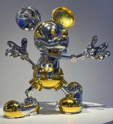 Mickey Mouse Now and Future Edition Sofubi Figur H30xB29xT25cm aus Japan