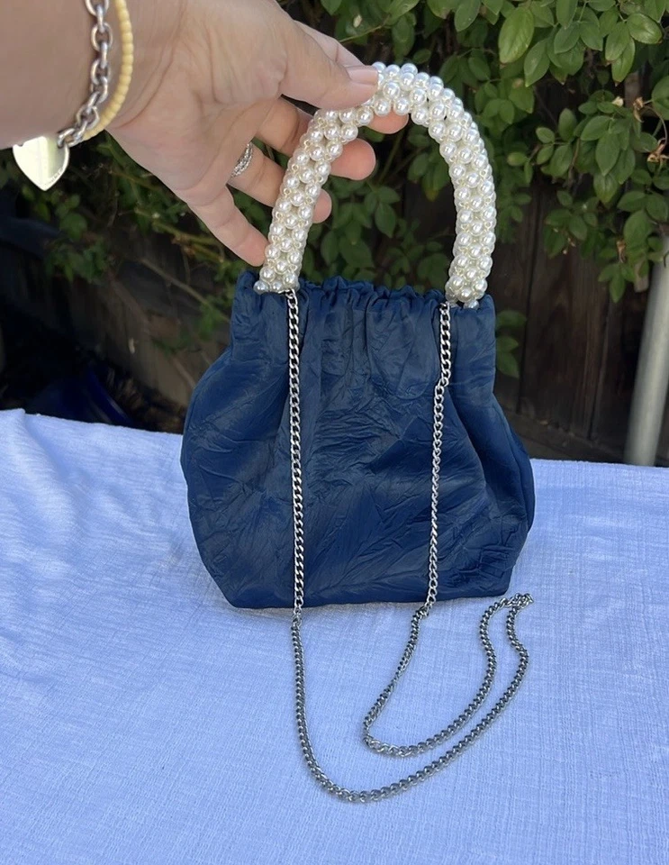 全新 带标签 | Zara 珍珠手柄 磁性闭合 斜挎包 6539/610 | 蓝色 — 第 2/4 张图片