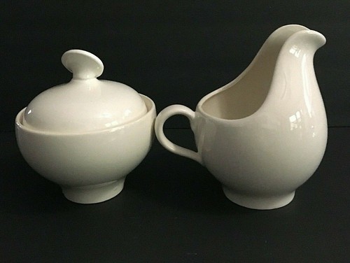 Vintage Mid Century Made in USA Pottery Pinecone Sugar and Creamer Set - Picture 2 of 9