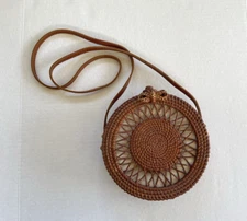 Rattan Circle Purse Crossbody Bag Leather Strap Ivory Fabric Liner Coastal Chic