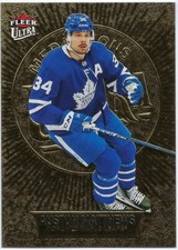 2021-22 Upper Deck Fleer Ultra Medallions Gold 076/200 Auston Matthews #M-13