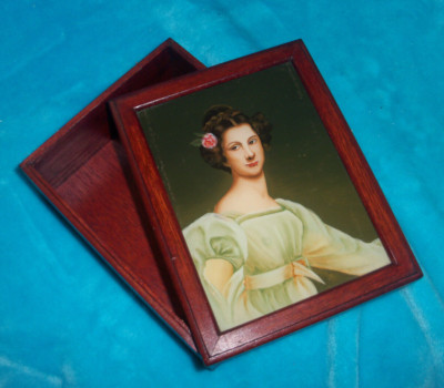 Vintage Victorian Wood & Glass Trinket Box W/ Portrait of Lady - Reverse Painted