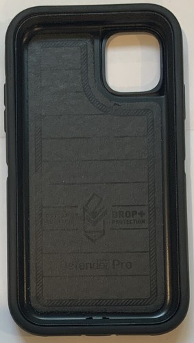 USED BLACK OtterBox DEFENDER SERIES SCREENLESS EDITION CASE FOR APPLE iPhone 11. - Zdjęcie 2 z 2