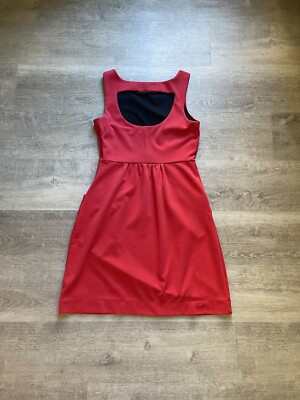 banana republic factory red dress This poplin cross-back midi dress from Banana Republic Factory is one of  those easy pieces that feels a little special. I paired it with a mini  woven bag and kitten heel sandals