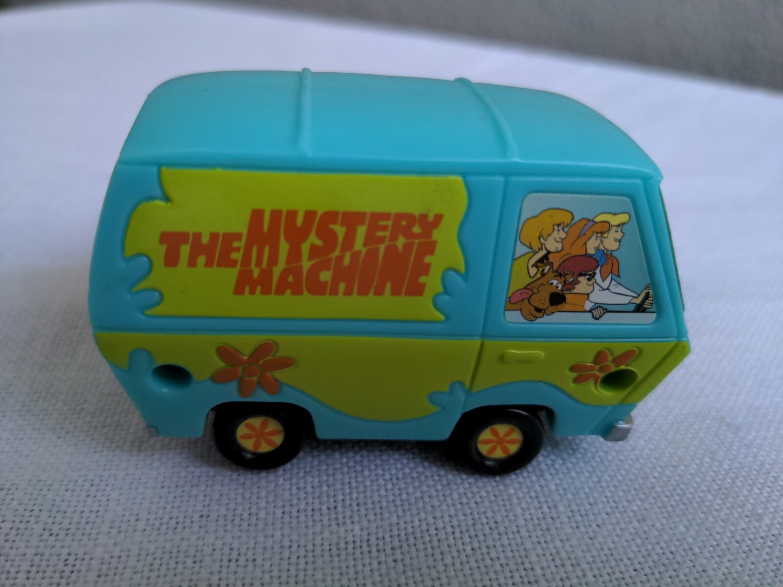 2006 Scooby Doo Mystery Machine Van Carl Karcher 3” Small Toy Vehicle