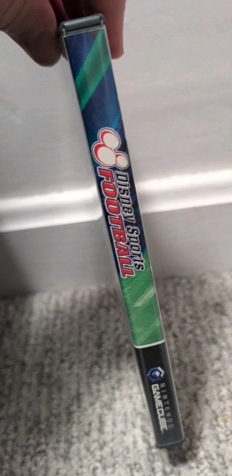 Disney Sports Football Nintendo GameCube (2002) Complete w/ Manual CIB, Tested! - Image 3 of 4