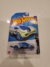 HOT WHEELS 2022 COSMIC COUPE CLEAR 122/250 HCX18 X-RAYCERS GLOWS IN THE DARK