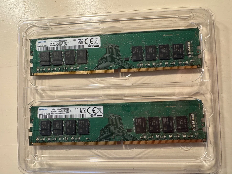 Samsung M471A1G43DB0-CPB SO-DIMM 2x8GB DDR4-2133 CL15