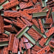 2 POUNDS (qty. 600+) of SIGNODE 9mm (3/8”) Metal Strapping Seals/Clips