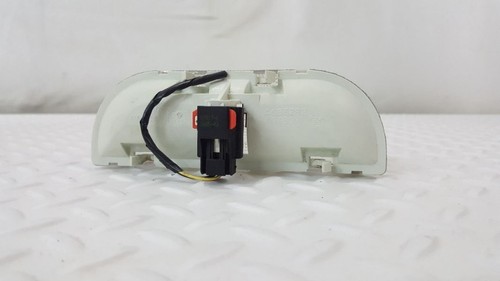 2005 Dodge Durango Overhead Dome Light - Picture 4 of 8