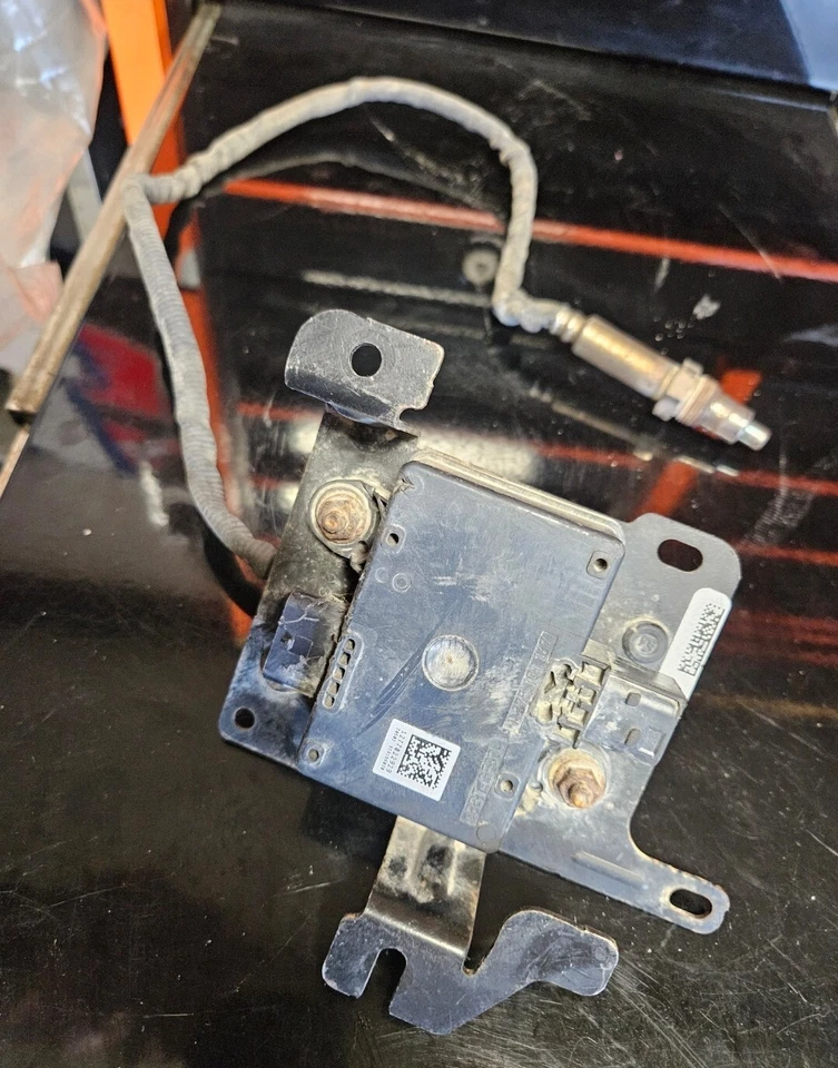 13-18 RAM 6.7L Cummins Motor Diesel NOX Nitrogen Oxide Sensor W/ Module OEM WTY - Изображение 2 из 4