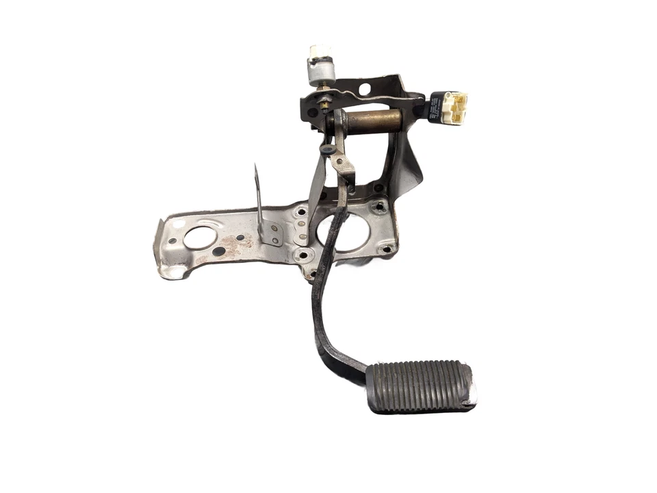 1990 - 1995 Toyota 4Runner Oem Foot Brake Pedal Front Floor With Support Bracket - Изображение 4 из 4
