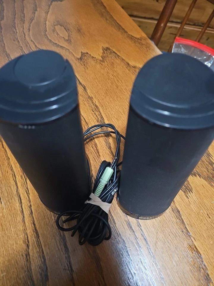 Dell AX210 USB Stereo Speaker System for PC or phone with AUX PORT TESTED WORK - Image 4 of 4