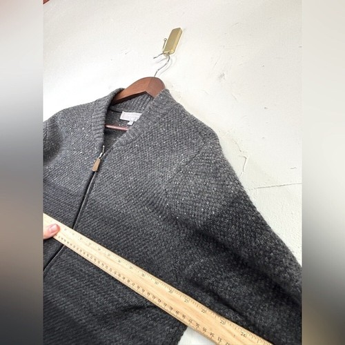 NEIMAN MARCUS CASHMERE $585 Men's Cashmere Cardigan Grey Full Zip Color Medium - Picture 13 of 13